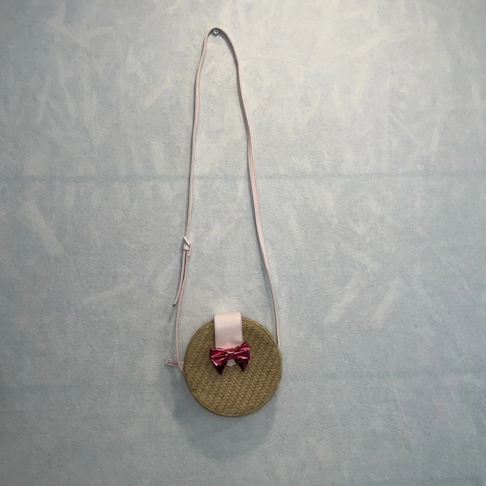 Juicy Couture Straw Crossbody Purse Small Round Tan‎ & Pink Bag